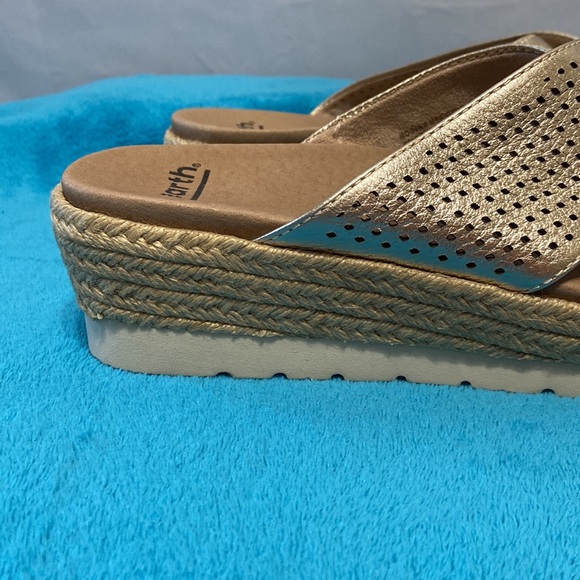 Earth Modena Marigold Sandal - Picture 3 of 6